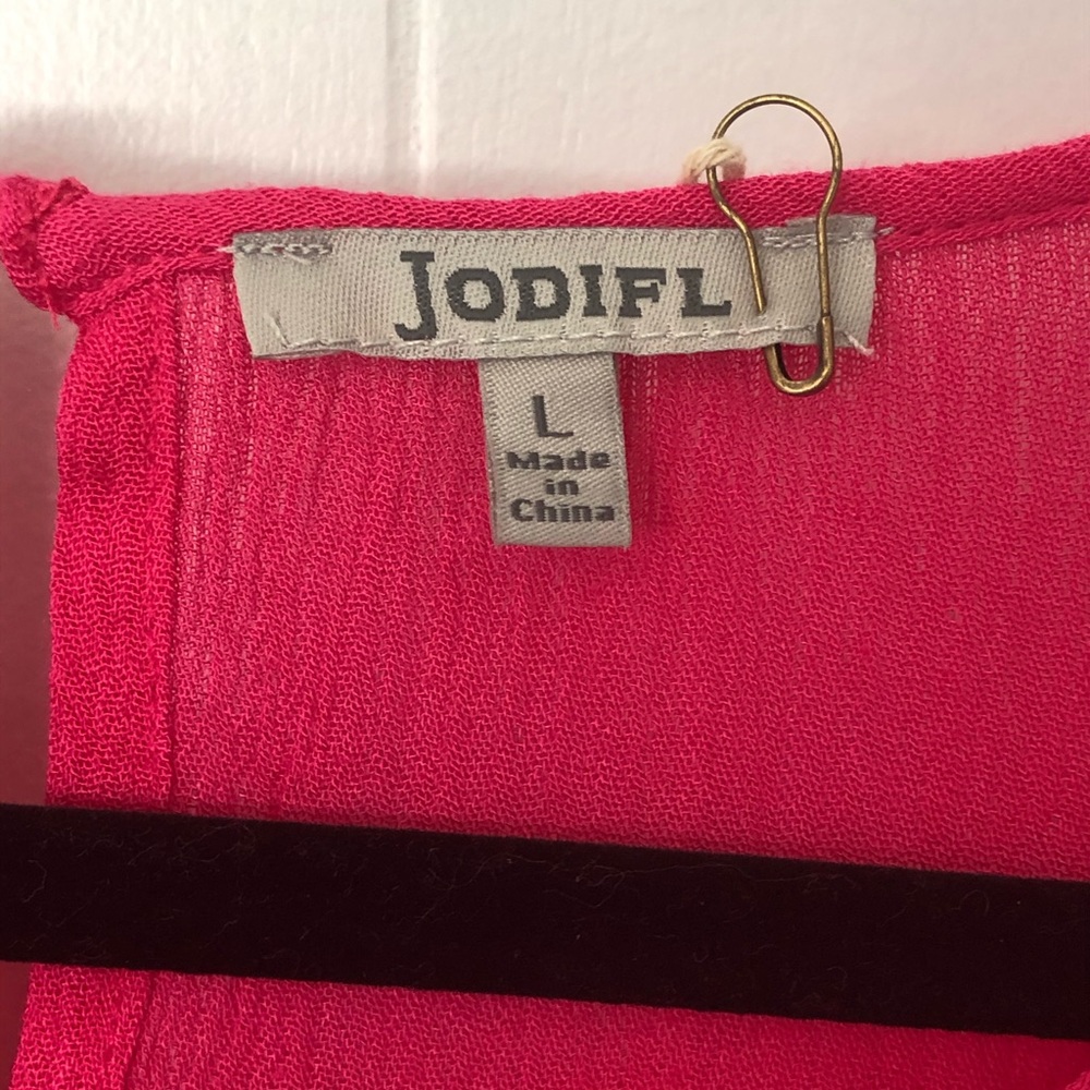 Jodifl Top with Lace Detail - Picture 3 of 4